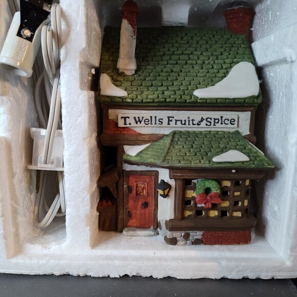 Dept 56 Heritage Village Dickens' Village Series T. Wells Fruit & Spice Shop Box - Picture 4 of 9